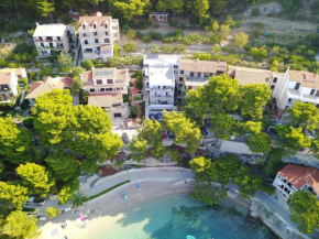 Гостиница Villa Dalmatia Apartments  Брела